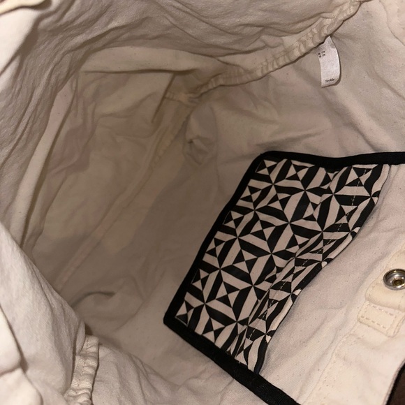 Two Canvas bags for $15 - Picture 2 of 3